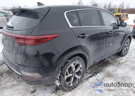 2021 Kia Sportage Lx z USA, uszkodzony, nr VIN KNDPMCAC2M7902207